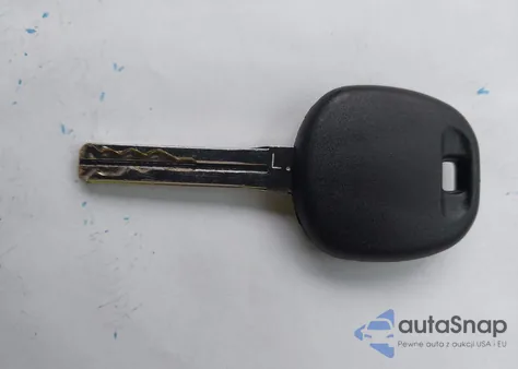 2002 Lexus Es 300 from USA, damaged, VIN JTHBF30GX20067048